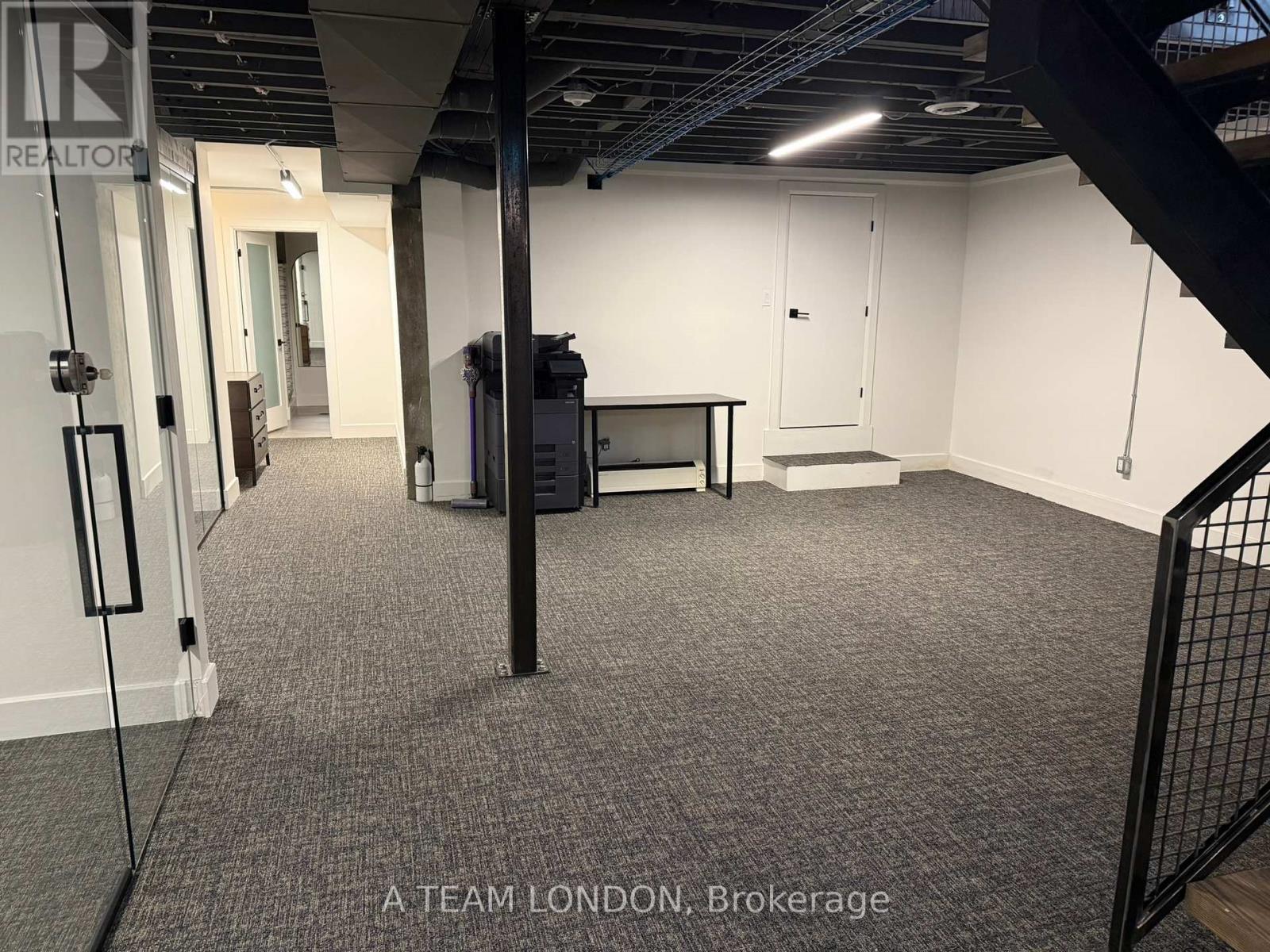 470 Colborne Street, London East, Ontario  N6B 2T3 - Photo 22 - X12597126