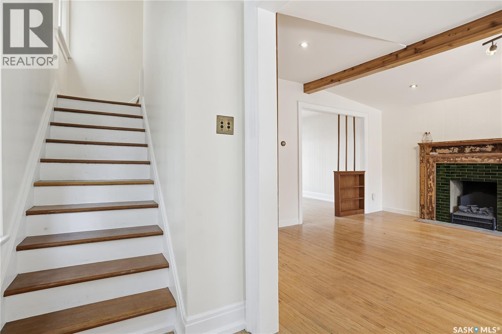 2156 Osler Street, Regina, Saskatchewan  S4P 1W6 - Photo 3 - SK025102