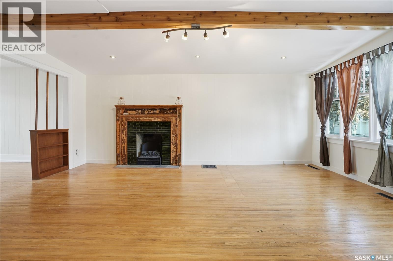 2156 Osler Street, Regina, Saskatchewan  S4P 1W6 - Photo 4 - SK025102