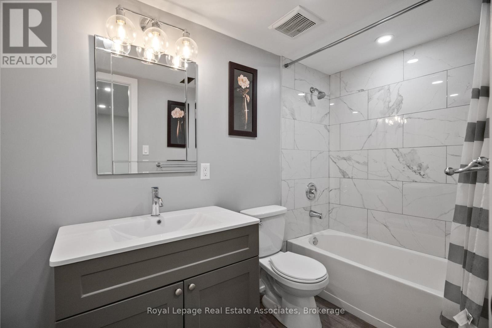 168 Tidey Avenue, Halton Hills, Ontario  L7J 1V6 - Photo 34 - W12428245