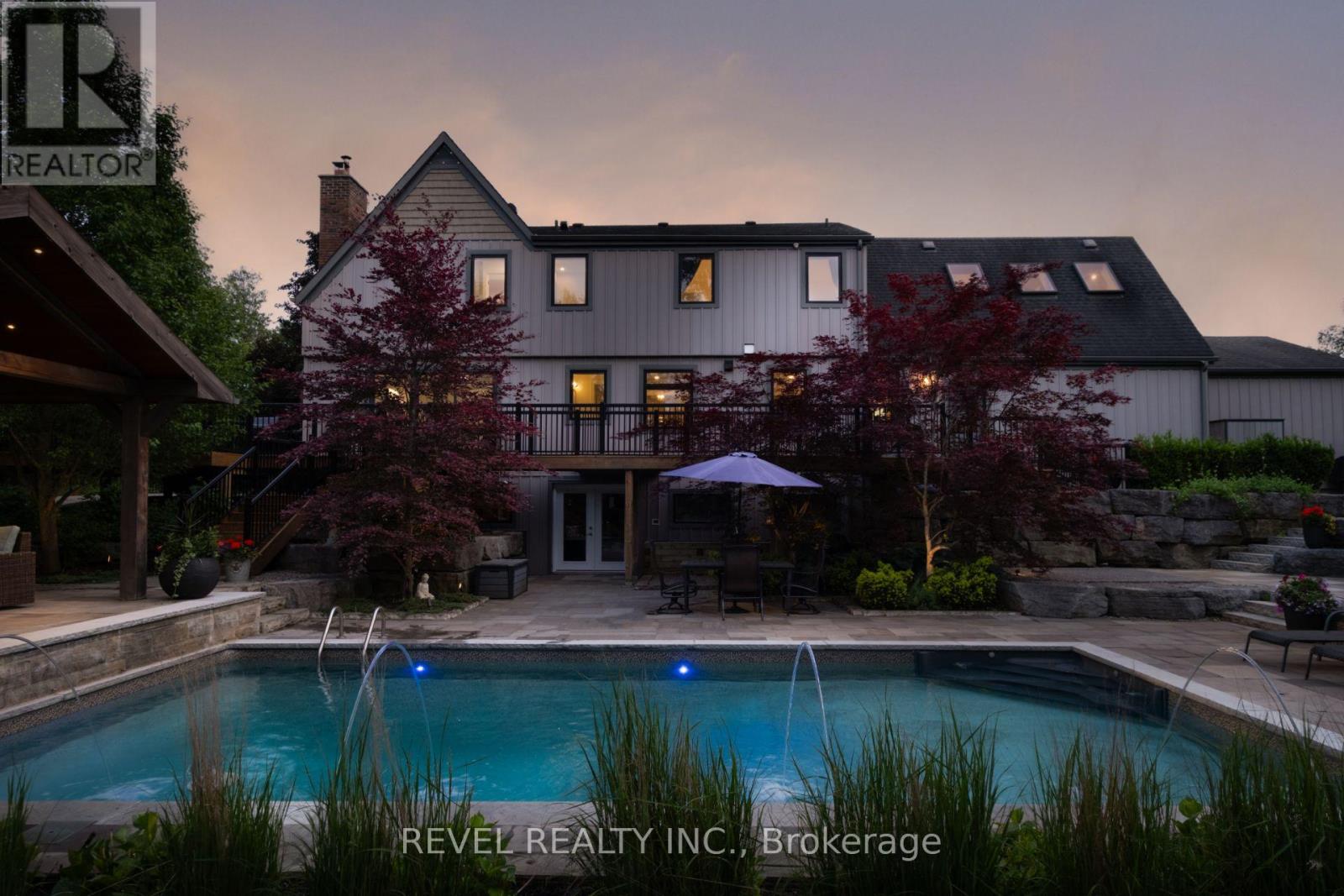 32 Cedar Drive, Caledon, Ontario L7K 1H6 - Photo 6 - W12441199