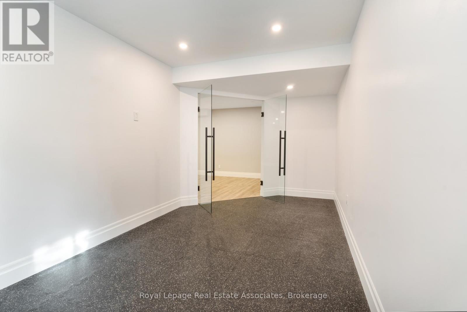 50 Lyonsview Lane, Caledon, Ontario  L7C 1P1 - Photo 37 - W12330251