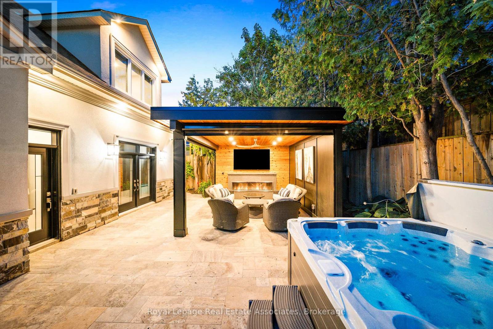 96 Delrex Boulevard, Halton Hills, Ontario  L7G 3X9 - Photo 44 - W12412372