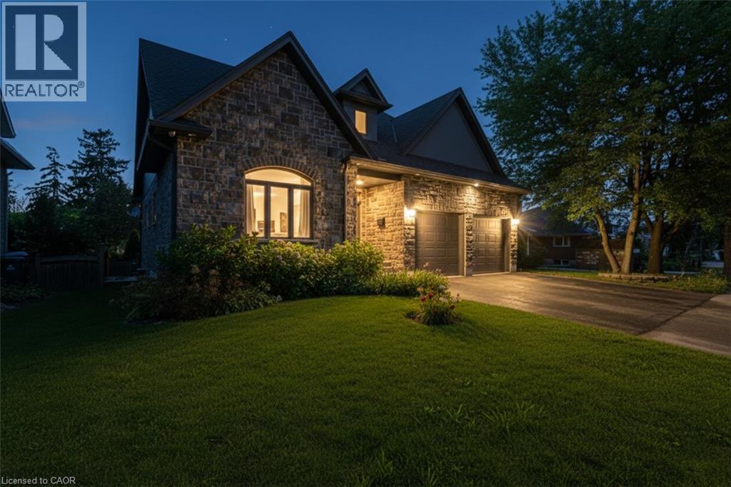 219 Walker Street, Cambridge, Ontario  N3C 2C4 - Photo 2 - 40791492