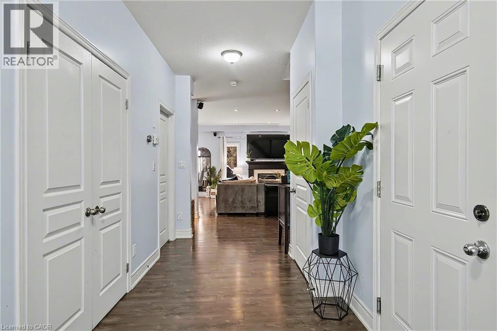 219 Walker Street, Cambridge, Ontario  N3C 2C4 - Photo 4 - 40791492