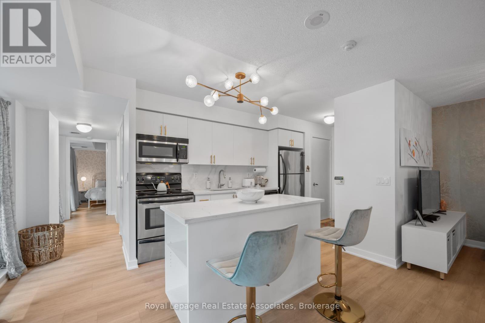 222 - 80 Western Battery Road, Toronto, Ontario  M6K 3S1 - Photo 5 - C12414402