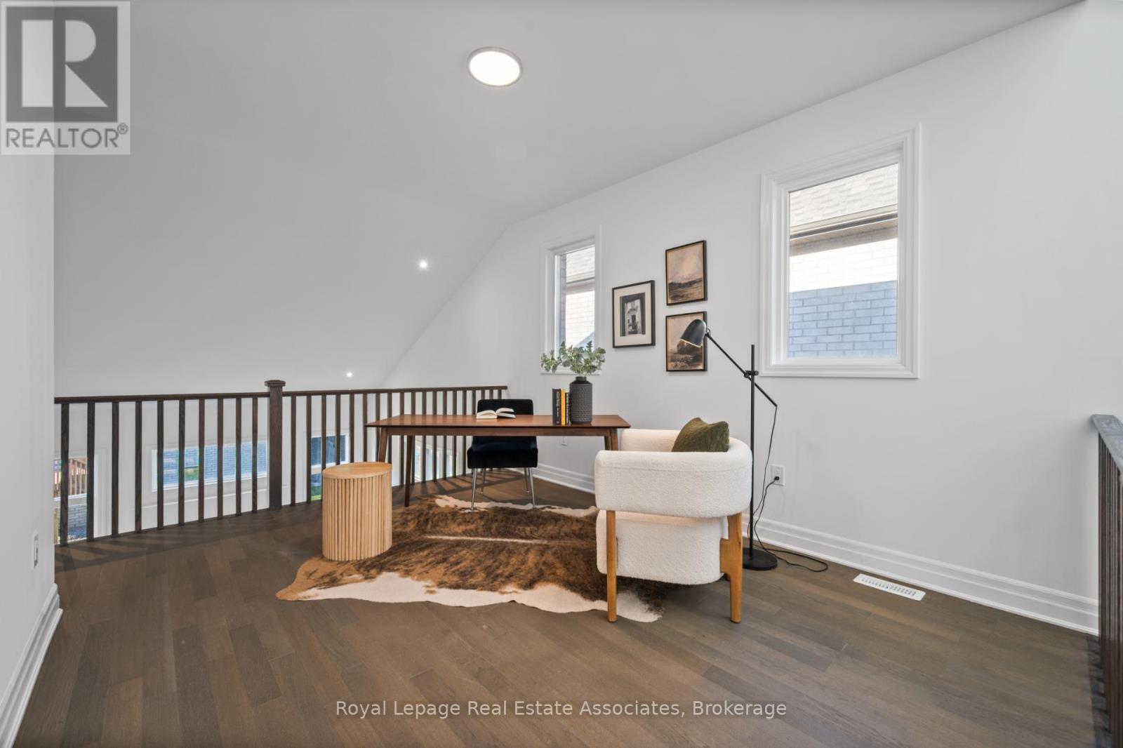 1249 Onyx Trail, Oakville, Ontario  L6H 8A8 - Photo 19 - W12516256