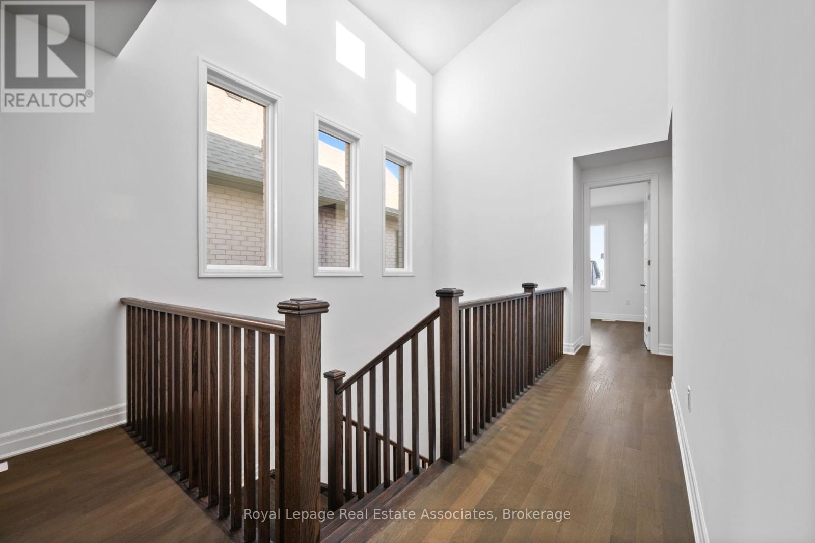 1249 Onyx Trail, Oakville, Ontario  L6H 8A8 - Photo 21 - W12516256