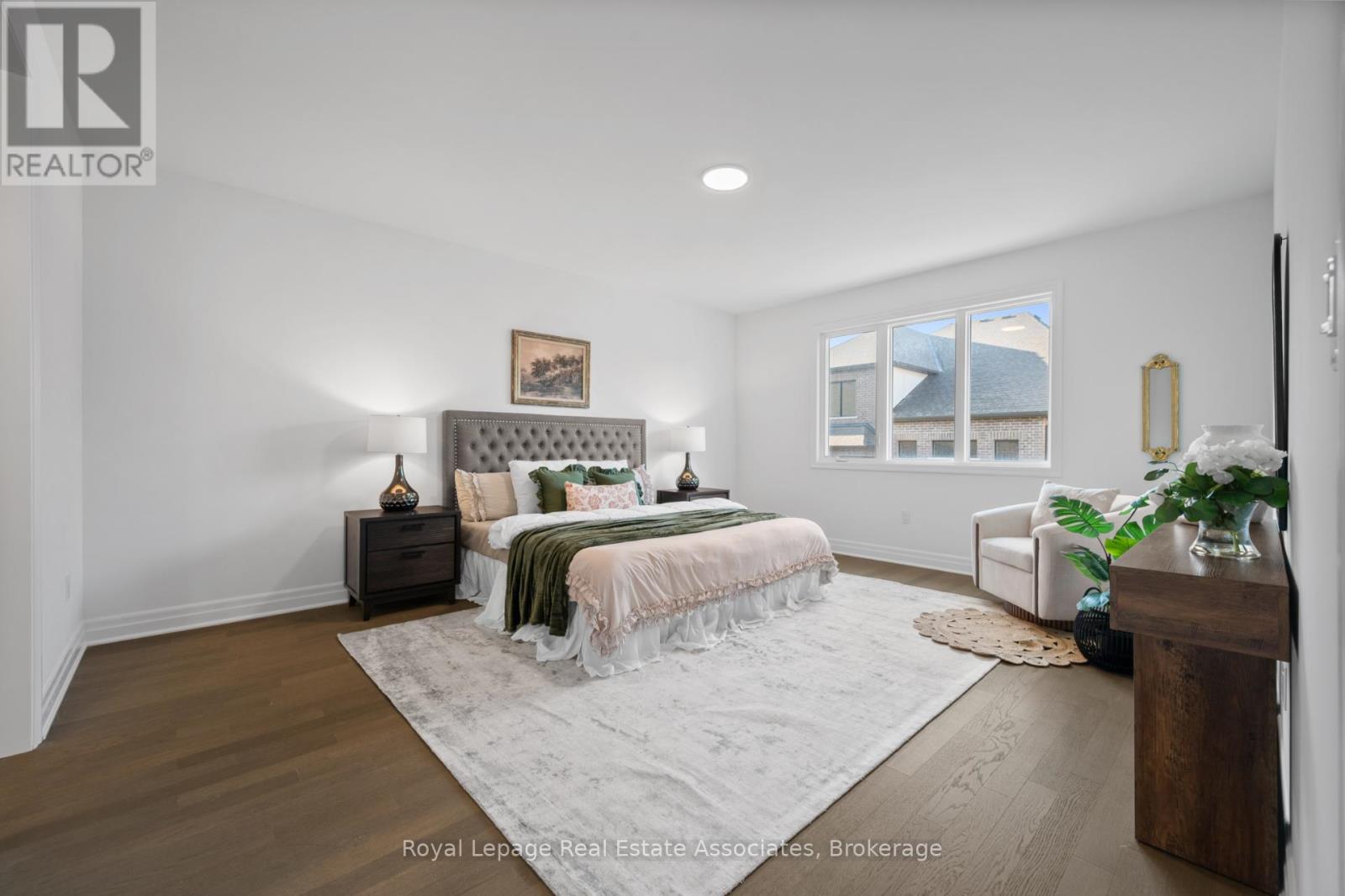 1249 Onyx Trail, Oakville, Ontario  L6H 8A8 - Photo 23 - W12516256