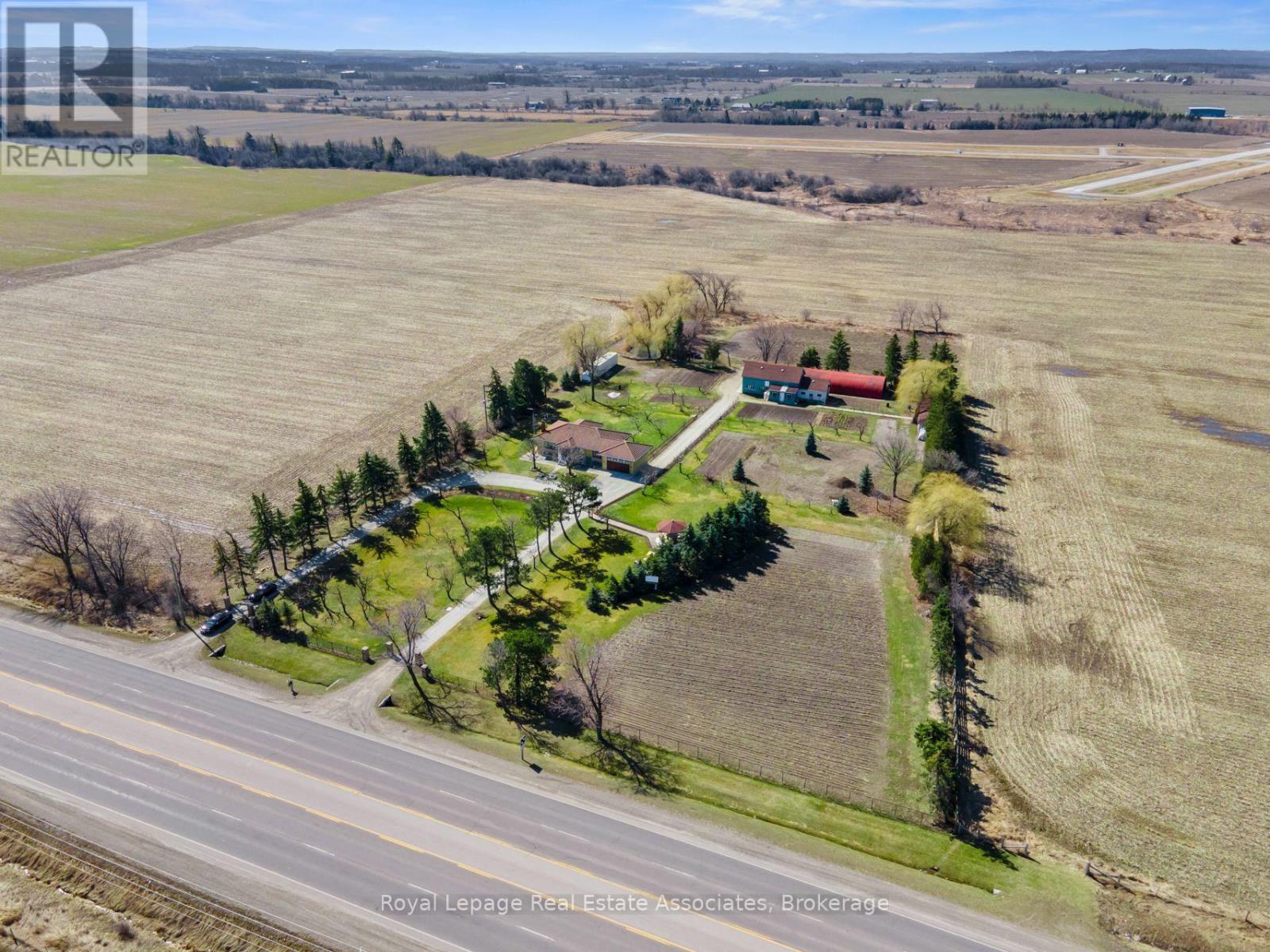 13478 Hurontario Street, Caledon, Ontario  L7C 2B9 - Photo 5 - W12476575