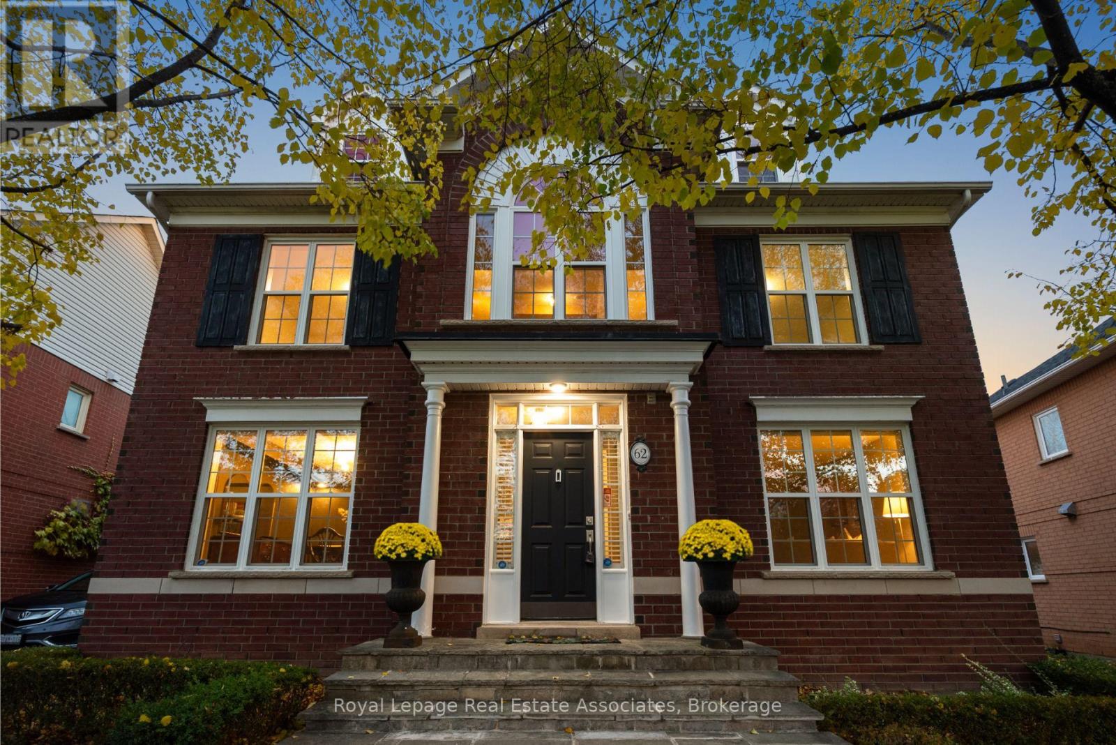 62 PIKE ROAD, Oakville, Ontario