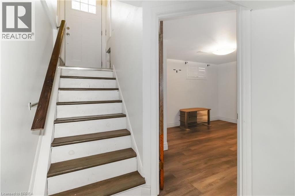 10 Albemarle Street, Brantford, Ontario  N3S 4N2 - Photo 18 - 40792002