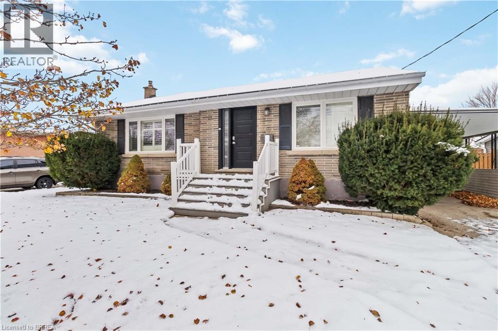 10 Albemarle Street, Brantford, Ontario  N3S 4N2 - Photo 3 - 40792002