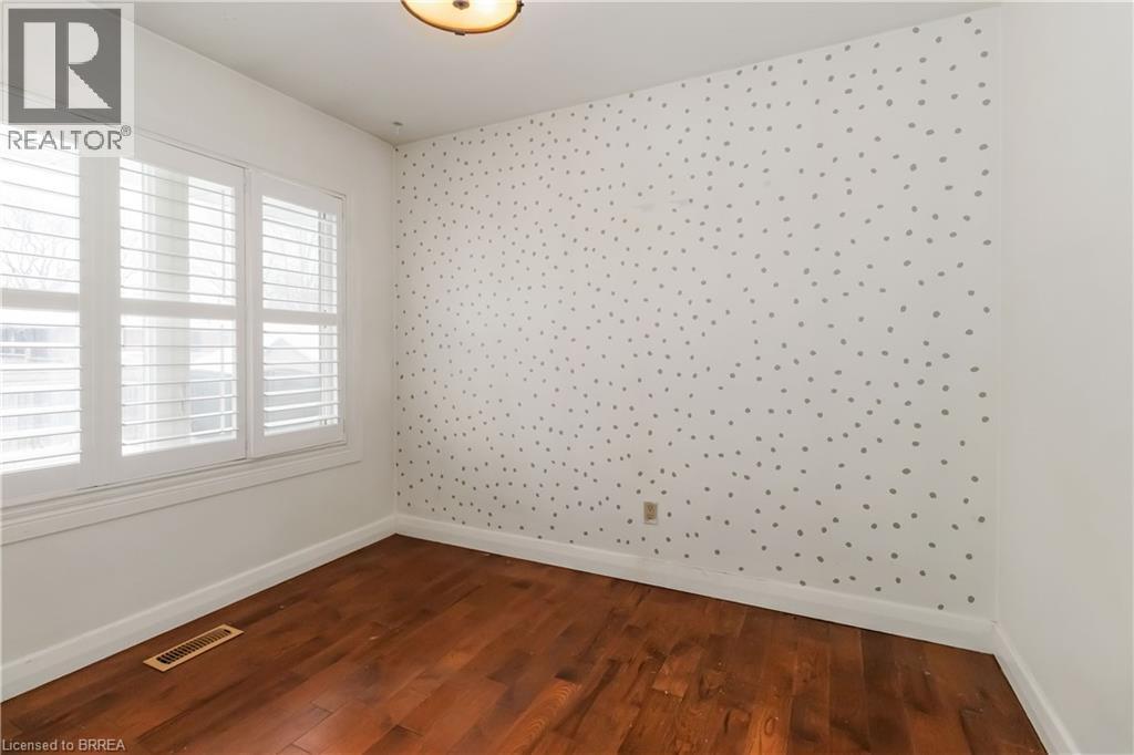 10 Albemarle Street, Brantford, Ontario  N3S 4N2 - Photo 17 - 40792000