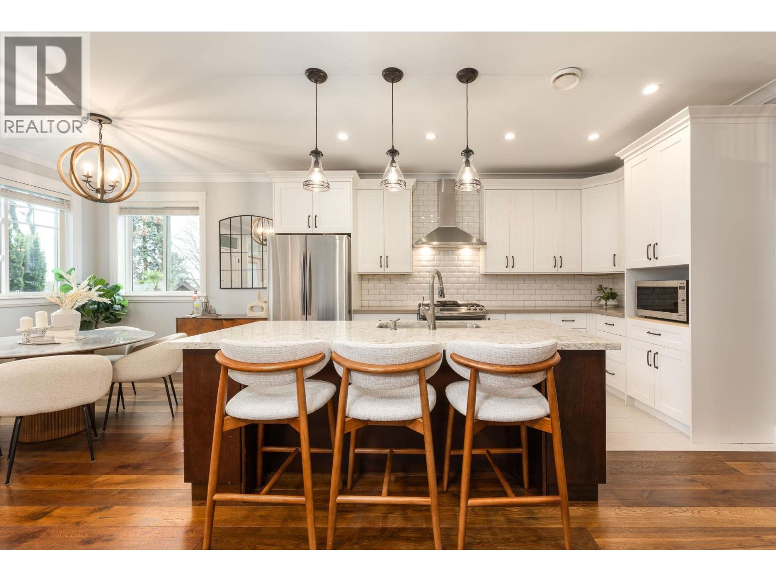 1028 Cornwall Street, New Westminster, British Columbia  V3M 1S2 - Photo 1 - R3071783