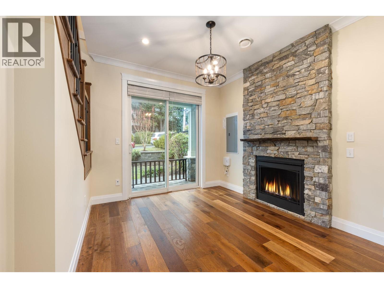 1028 Cornwall Street, New Westminster, British Columbia  V3M 1S2 - Photo 11 - R3071783