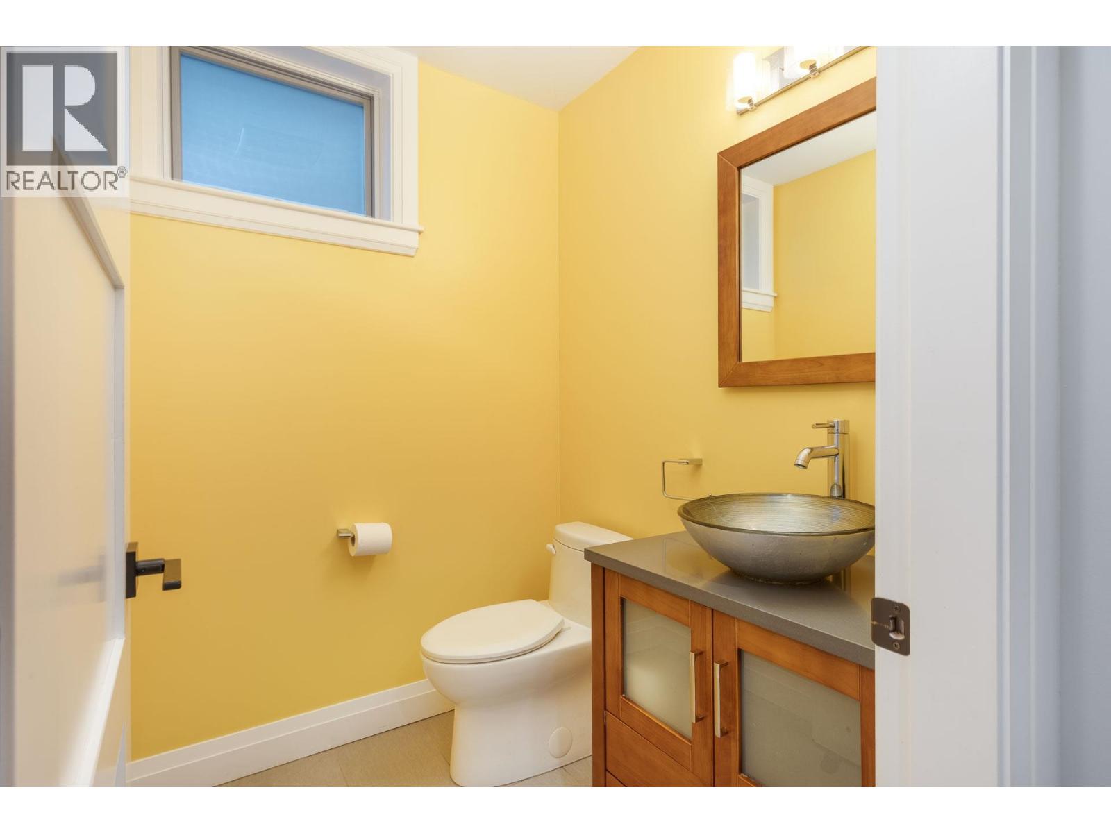 1028 Cornwall Street, New Westminster, British Columbia  V3M 1S2 - Photo 13 - R3071783