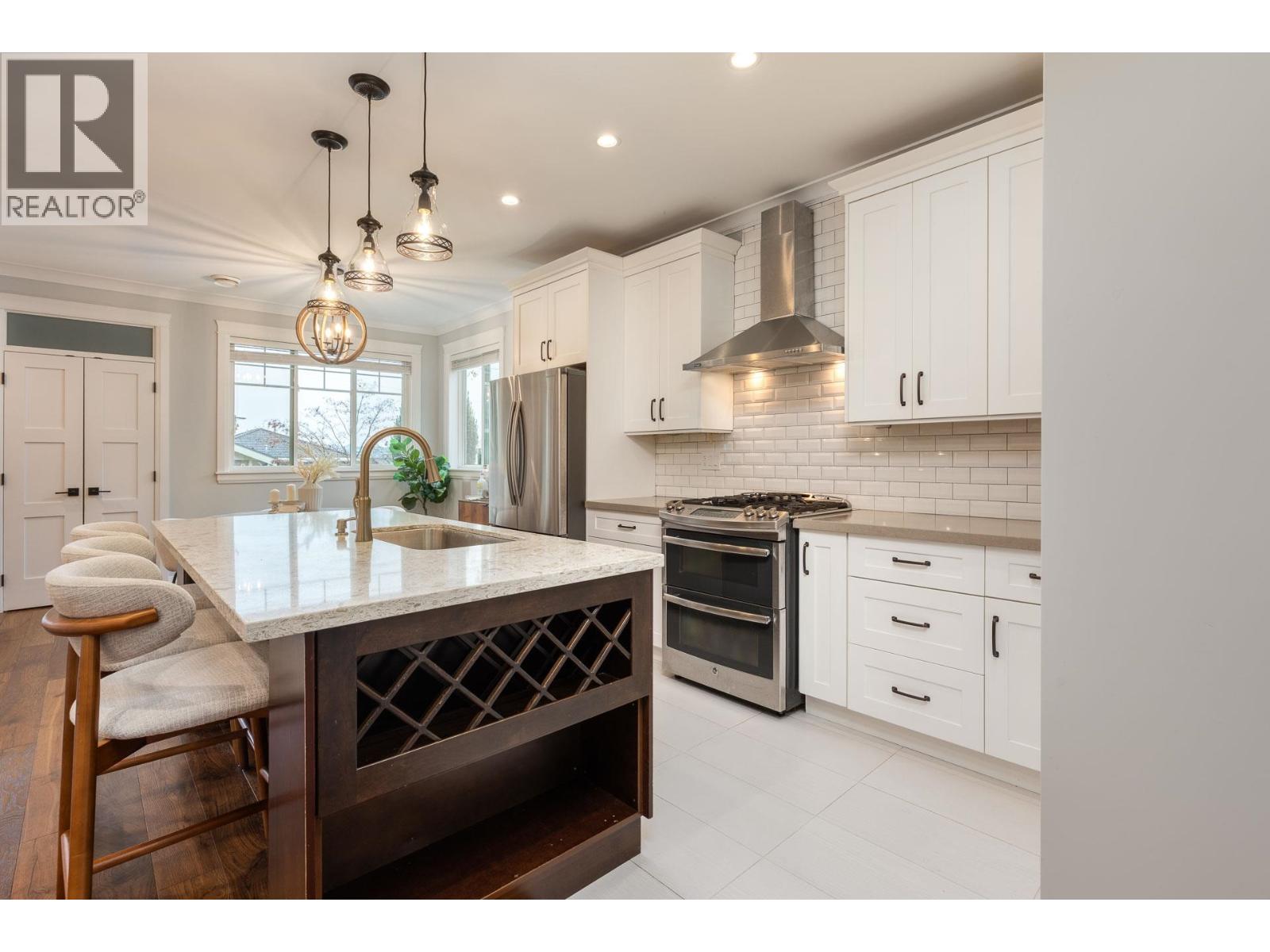 1028 Cornwall Street, New Westminster, British Columbia  V3M 1S2 - Photo 9 - R3071783