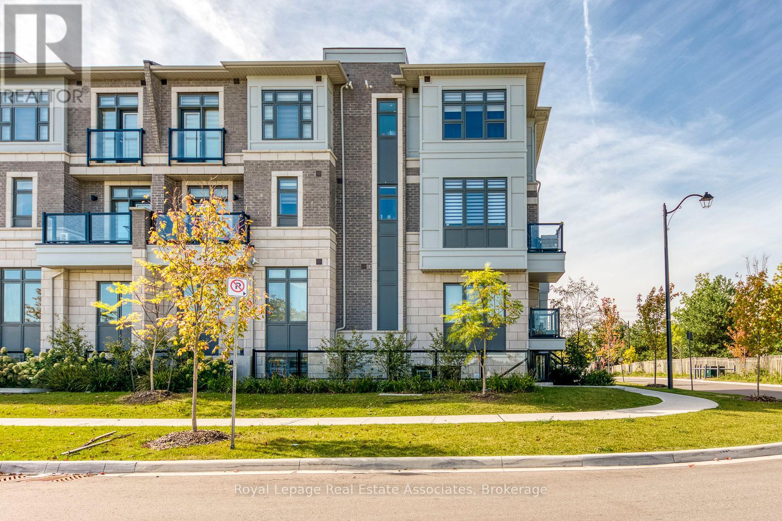 402 - 70 HALLIFORD PLACE, Brampton, Ontario