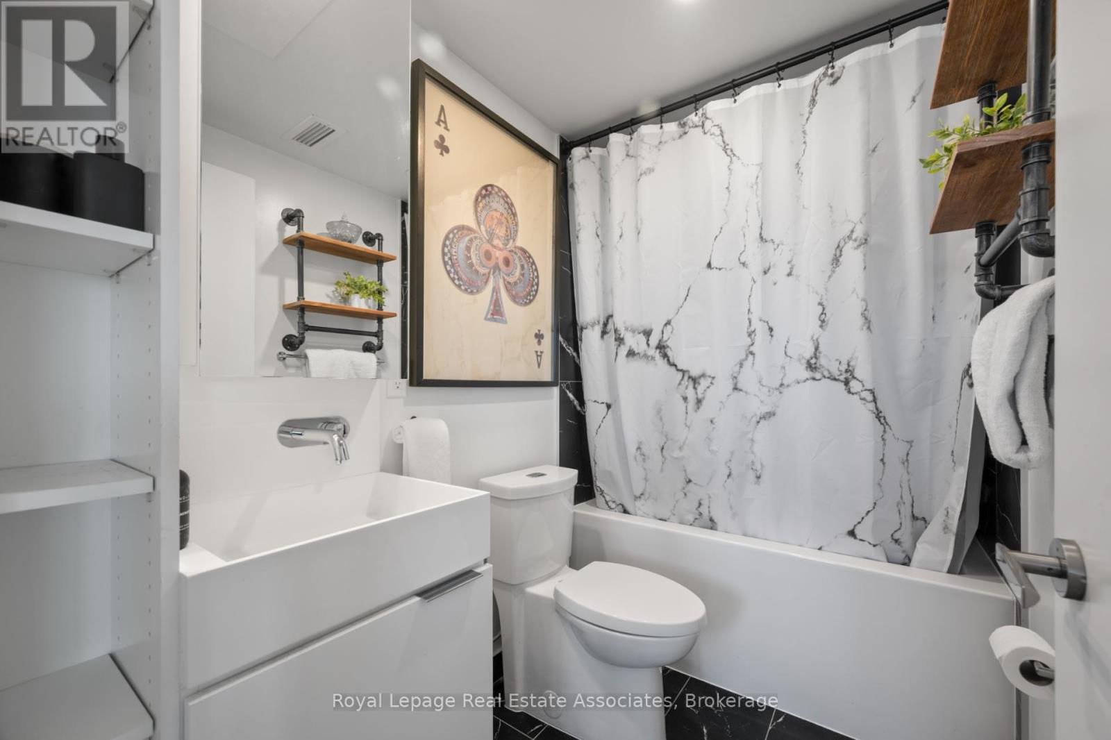 602 - 370 Martha Street, Burlington, Ontario L7R 0G9 - Photo 15 - W12586432