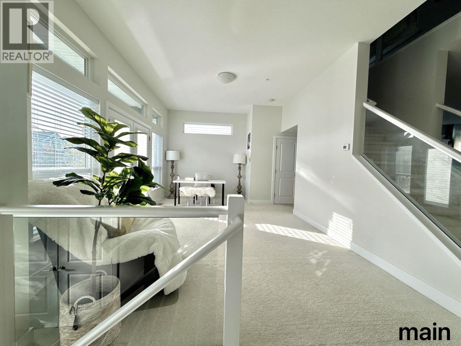 10325 Wynnyk Way, Maple Ridge, British Columbia  V2W 1G3 - Photo 2 - R3071772