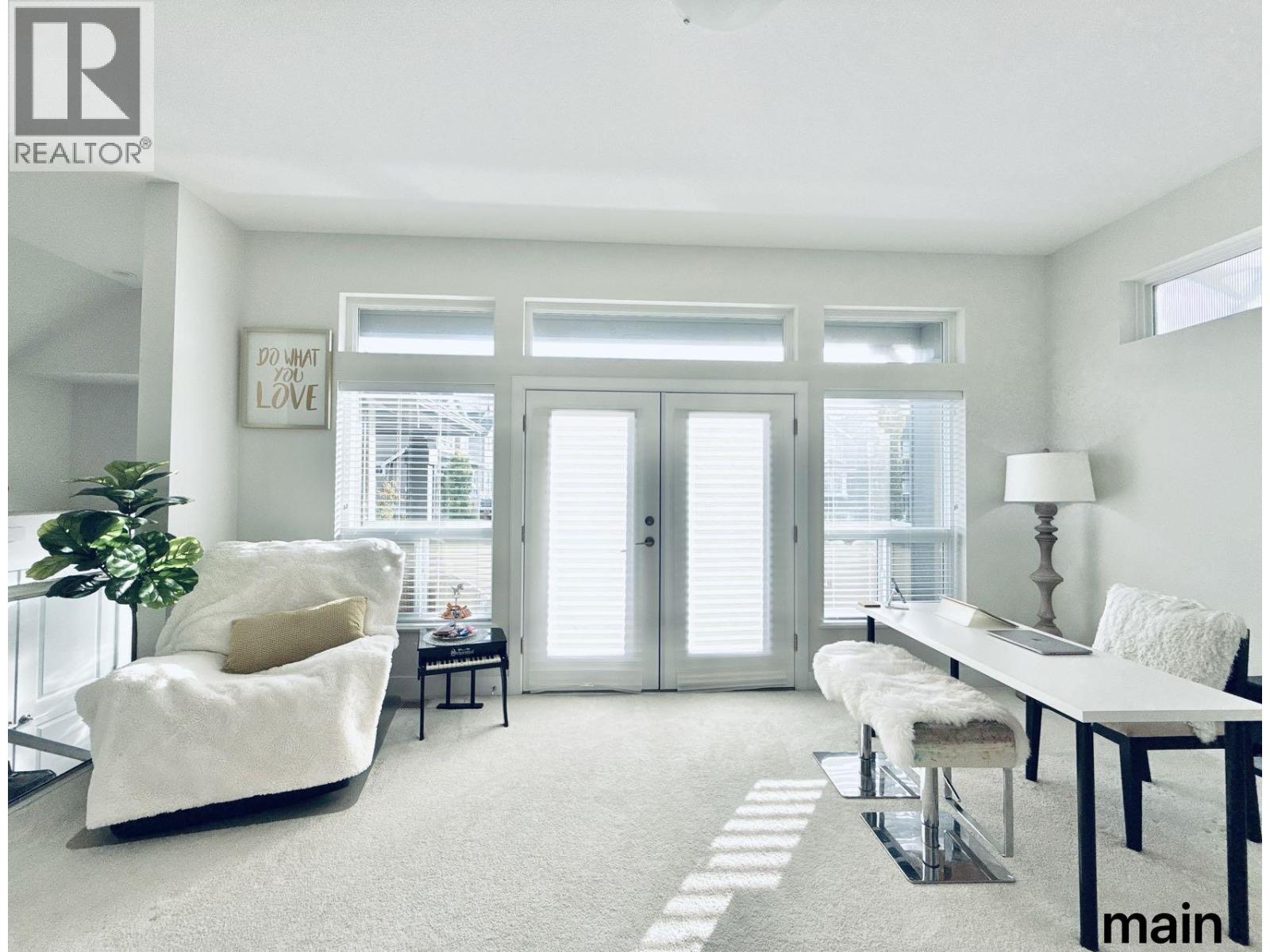 10325 Wynnyk Way, Maple Ridge, British Columbia  V2W 1G3 - Photo 3 - R3071772