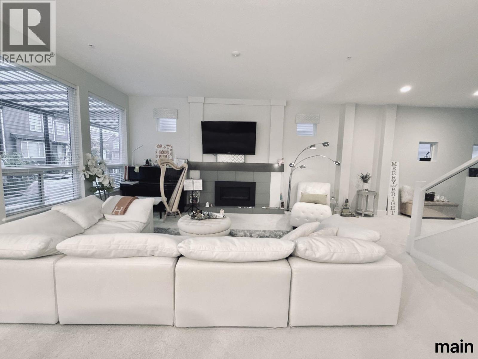 10325 Wynnyk Way, Maple Ridge, British Columbia  V2W 1G3 - Photo 5 - R3071772