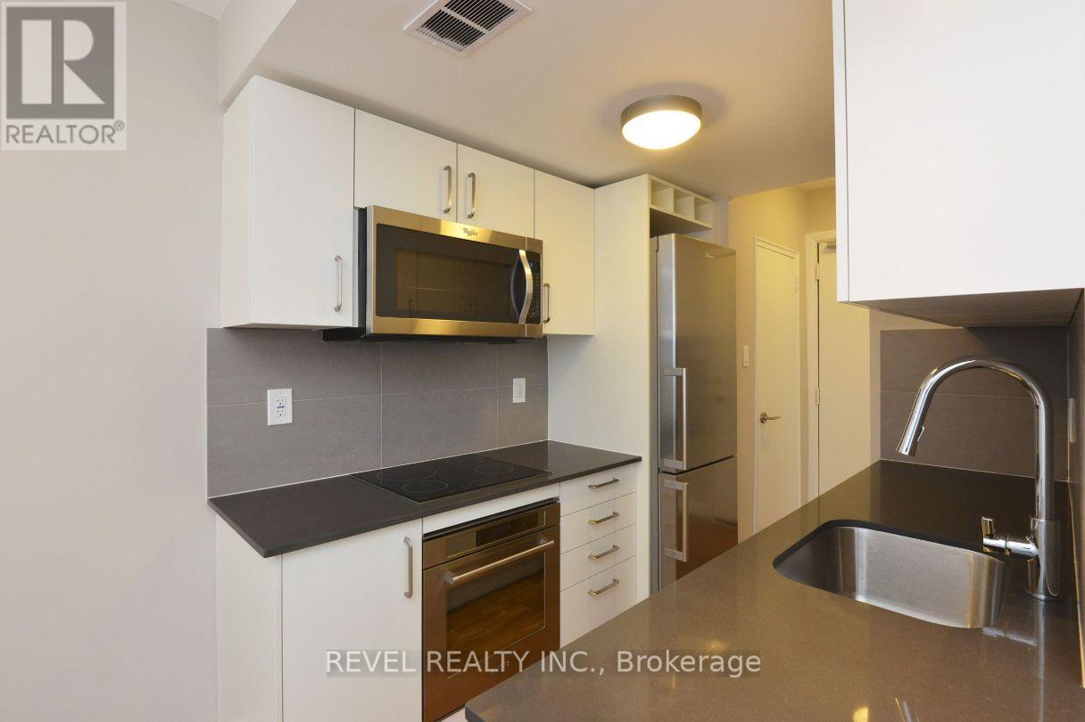 701 - 99 Tyndall Avenue, Toronto, Ontario  M6K 2G2 - Photo 2 - W12573554