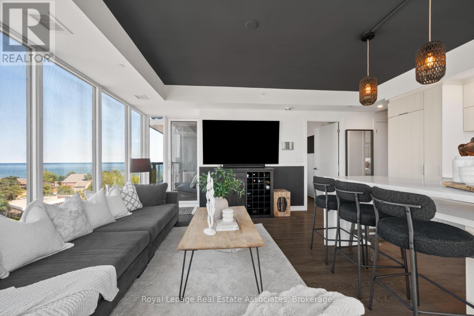 602 - 370 Martha Street, Burlington, Ontario L7R 0G9 - Photo 10 - W12586432