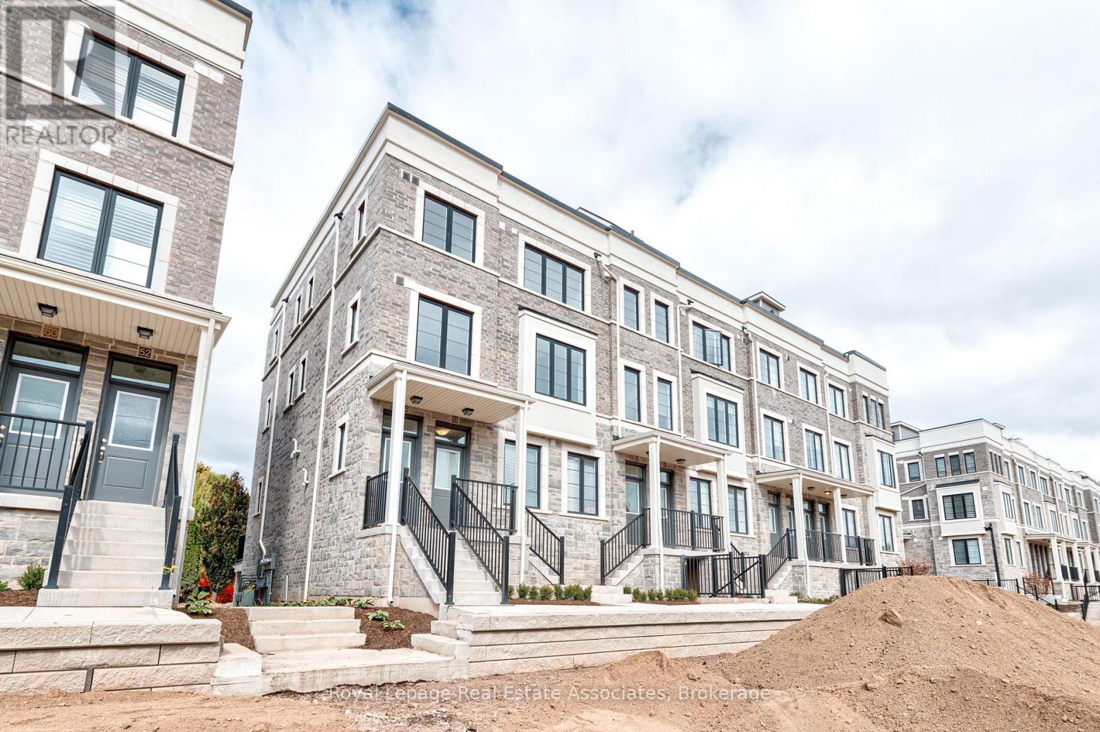 53 - 383 DUNDAS STREET E, Hamilton, Ontario