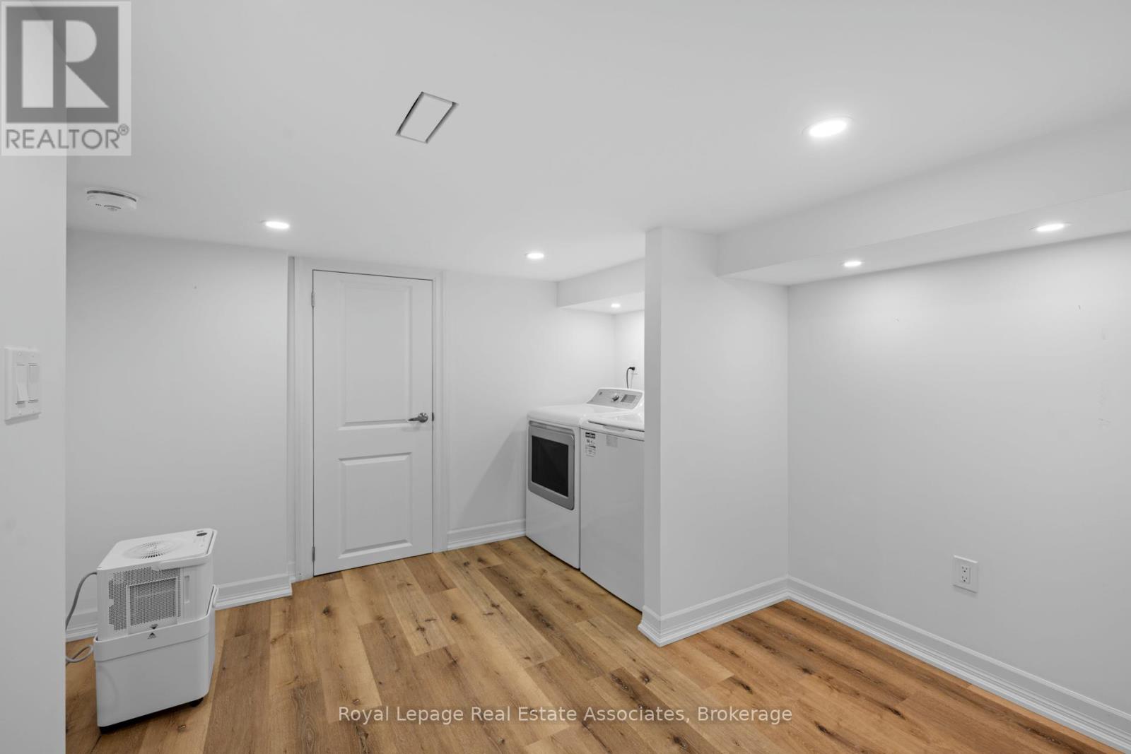 #a - 153 Bay Street N, Hamilton, Ontario L8R 2P5 - Photo 12 - X12539194