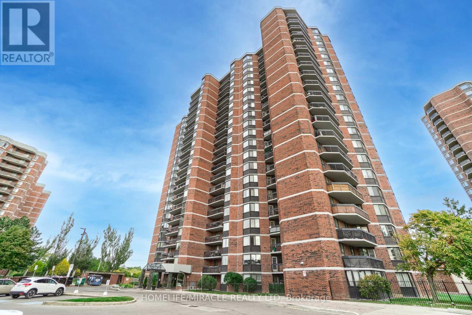 208 - 236 Albion Road, Toronto, Ontario  M9W 6A6 - Photo 4 - W12594926