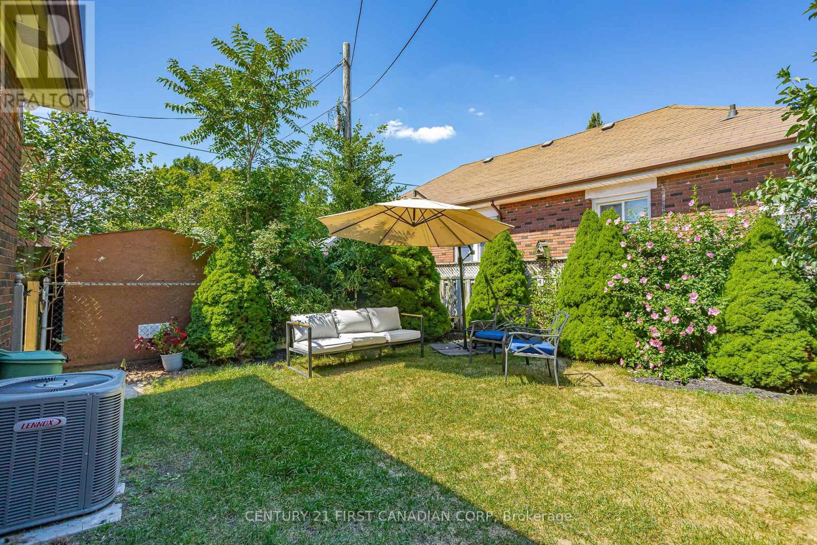 872 Lovett Street, London East, Ontario  N5Z 1N5 - Photo 39 - X12438520