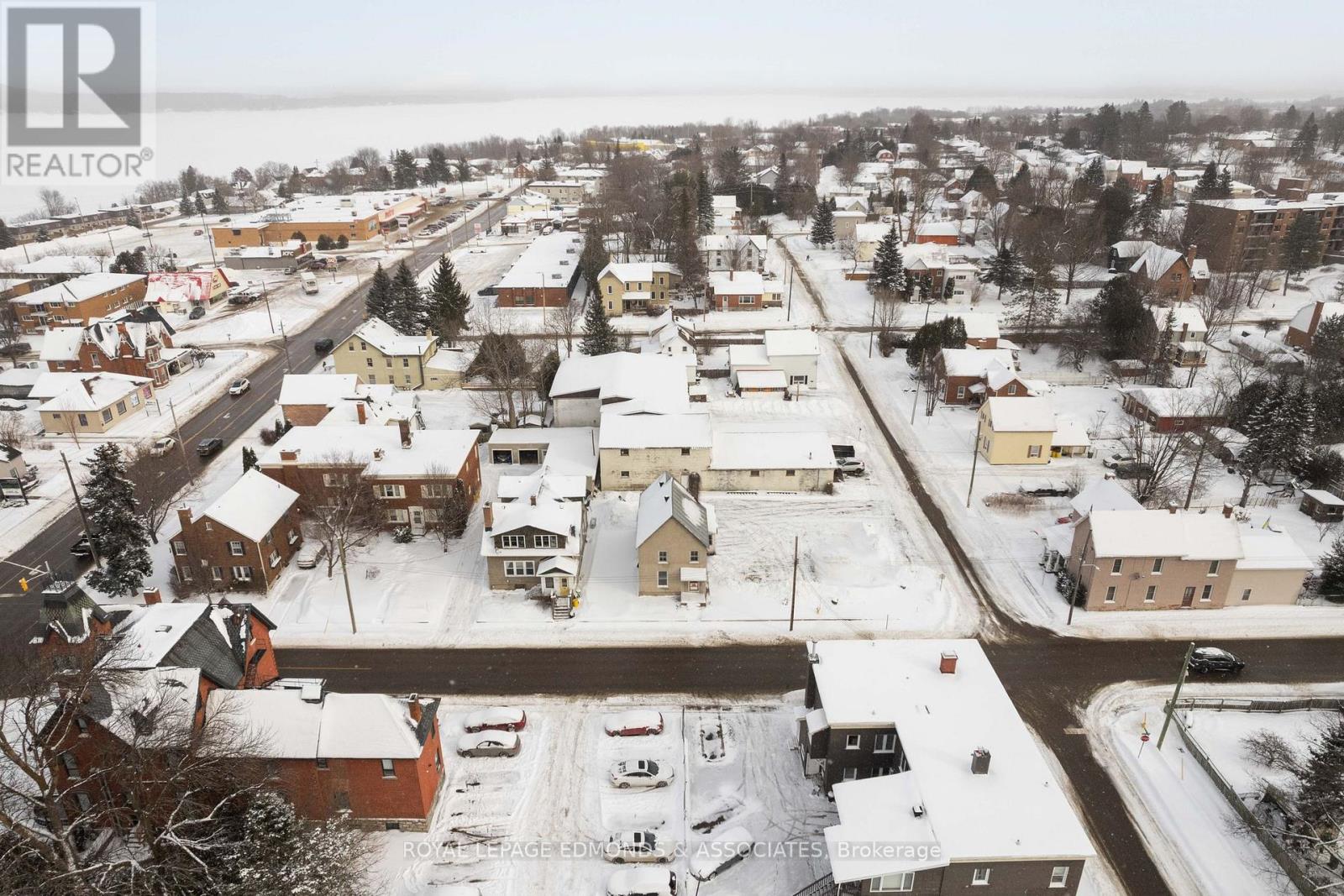 231 Cecelia Street, Pembroke, Ontario  K8A 1R8 - Photo 4 - X12566524