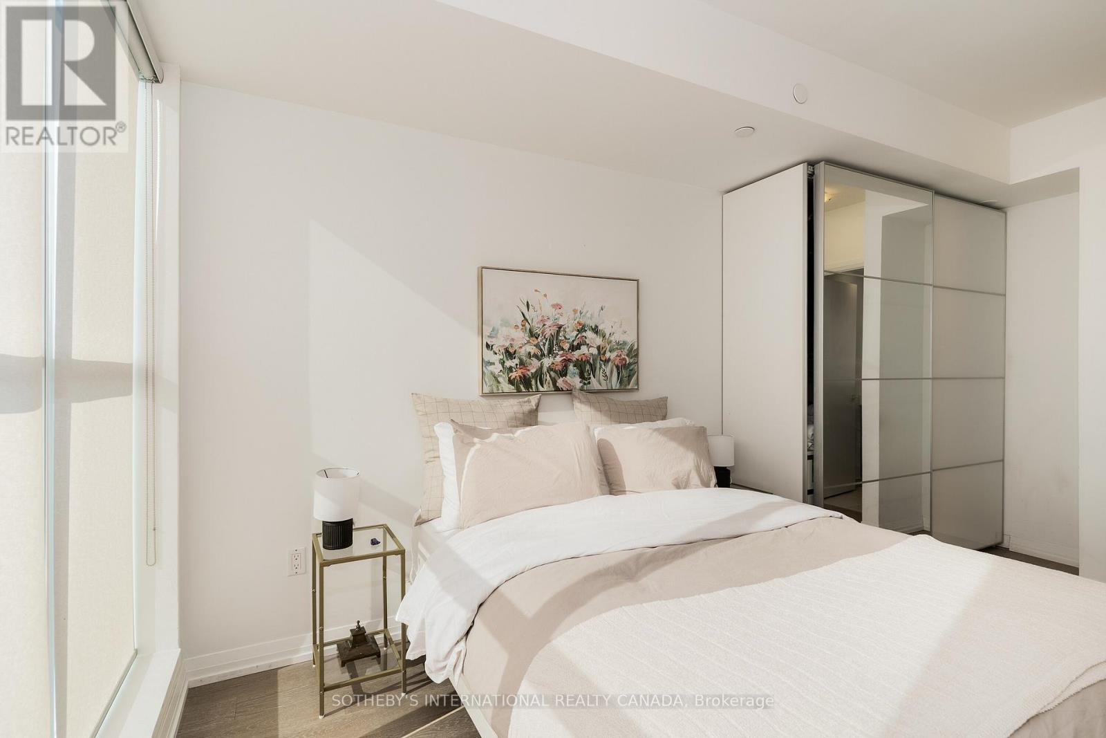 707 - 835 St. Clair Avenue W, Toronto, Ontario  M6C 0A8 - Photo 12 - C12597100