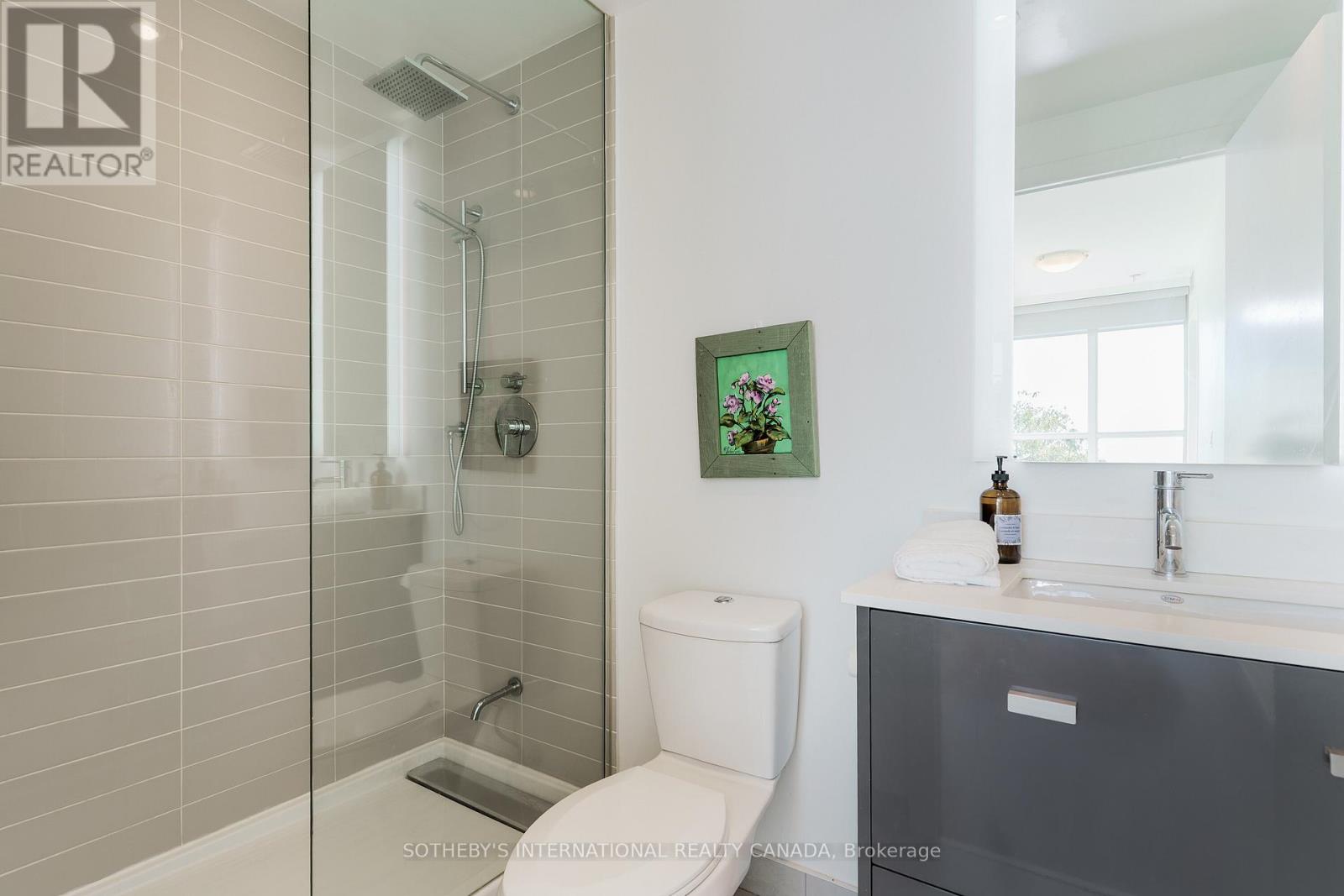 707 - 835 St. Clair Avenue W, Toronto, Ontario  M6C 0A8 - Photo 13 - C12597100