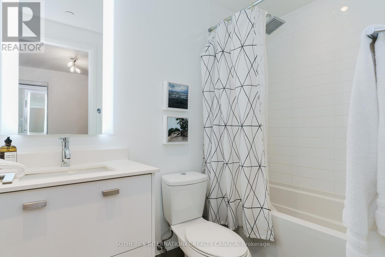 707 - 835 St. Clair Avenue W, Toronto, Ontario  M6C 0A8 - Photo 19 - C12597100