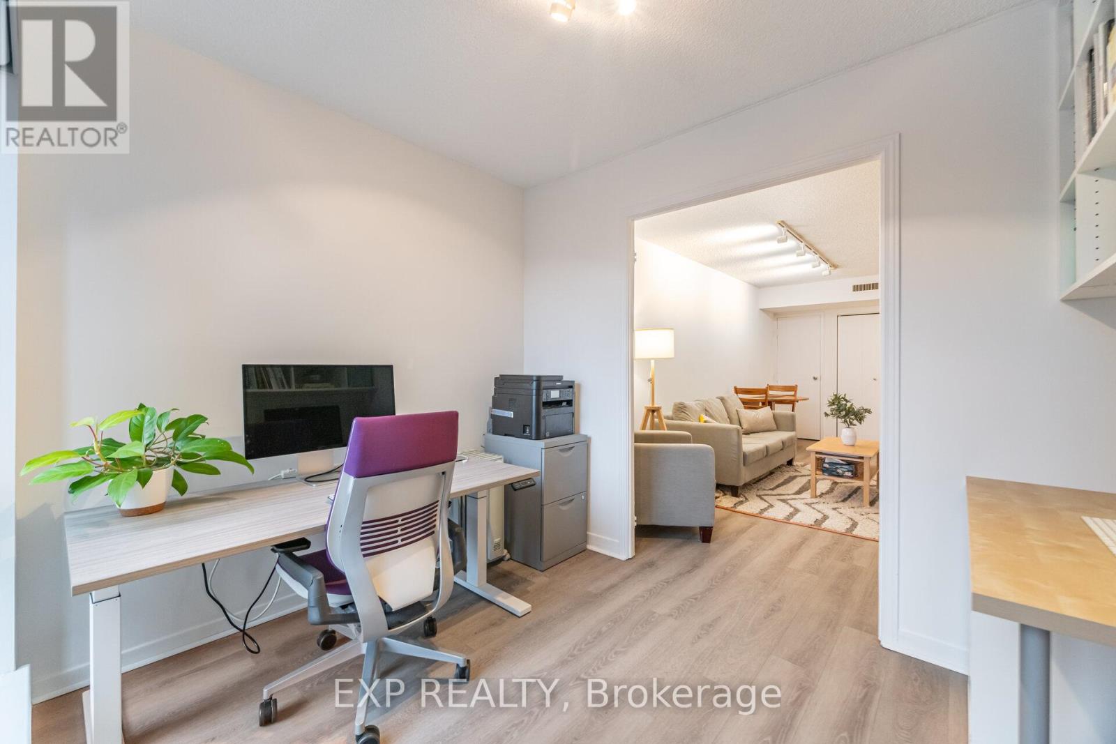 617 - 1001 Bay Street, Toronto, Ontario  M5S 3A6 - Photo 17 - C12597110