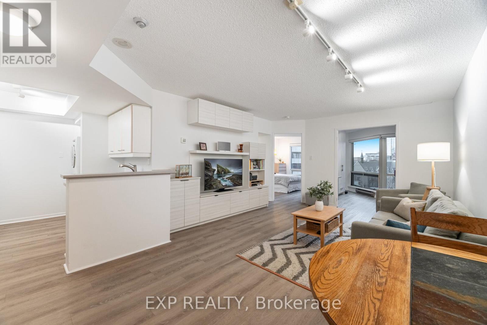 617 - 1001 Bay Street, Toronto, Ontario  M5S 3A6 - Photo 7 - C12597110