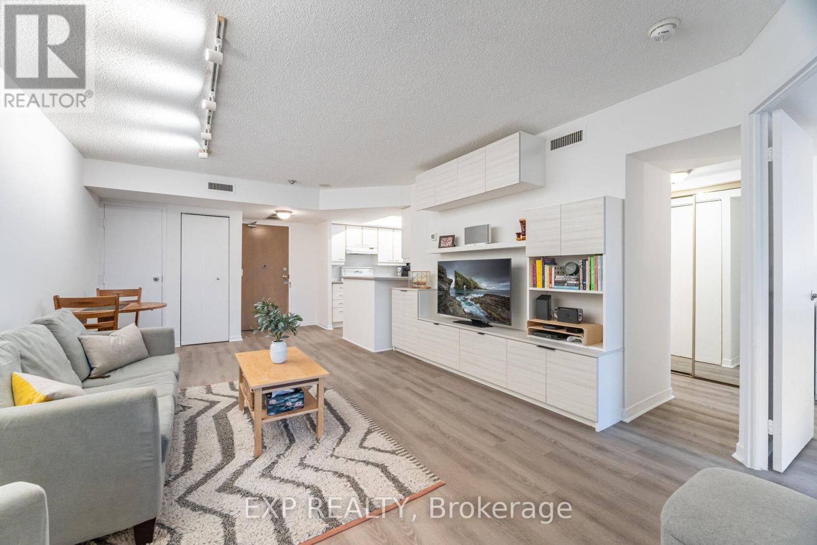 617 - 1001 Bay Street, Toronto, Ontario  M5S 3A6 - Photo 8 - C12597110