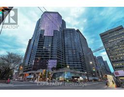 617 - 1001 BAY STREET, Toronto, Ontario