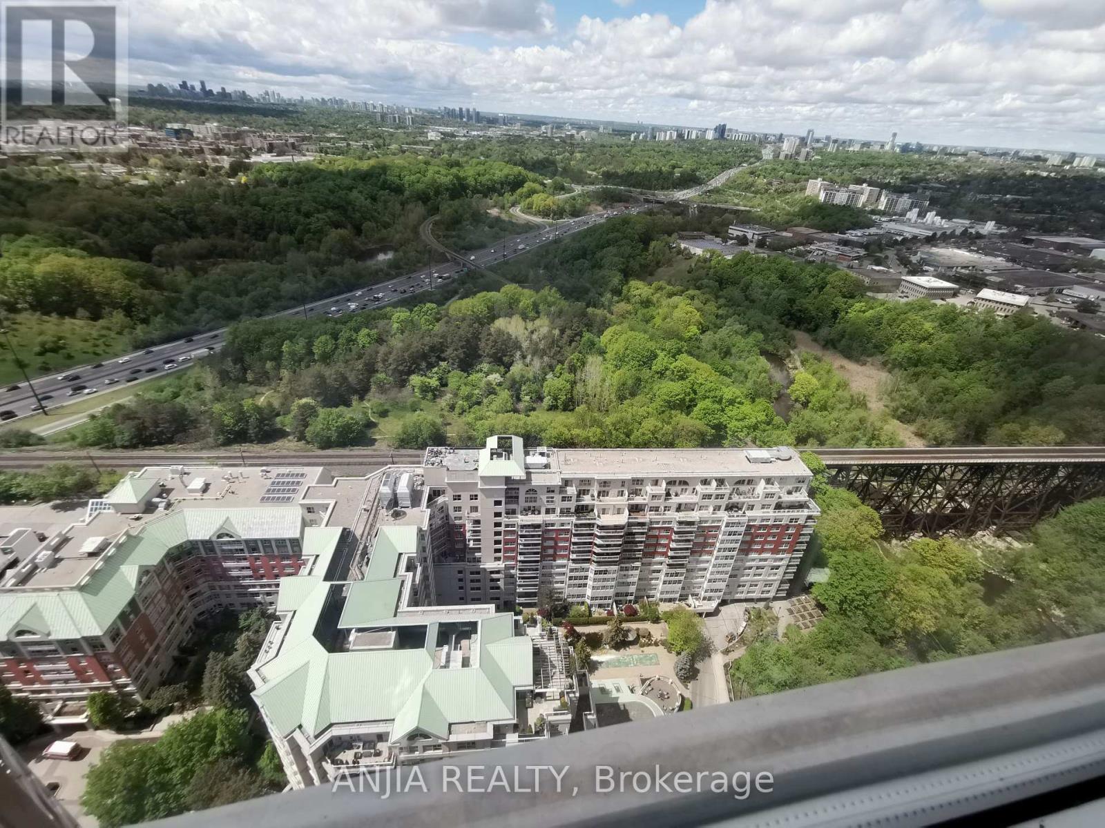 3710 - 7 Concorde Place, Toronto, Ontario M3C 3N4 - Photo 19 - C12597180