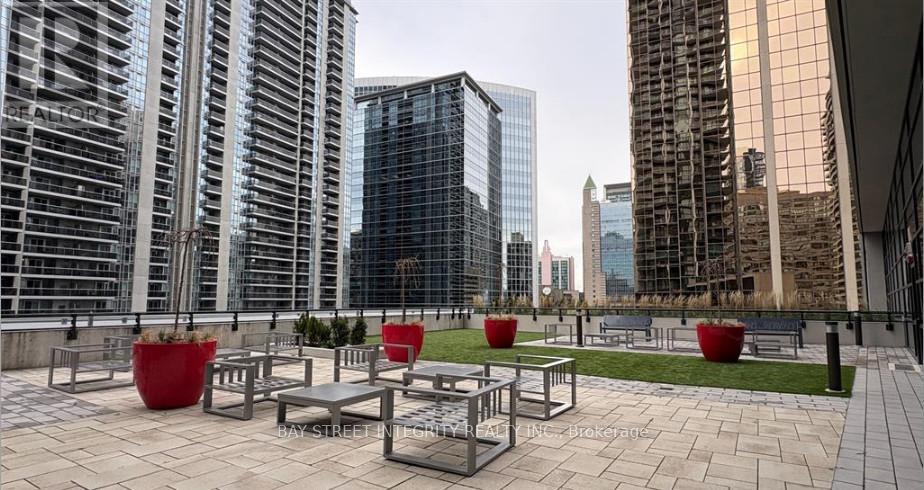 1815 - 4955 Yonge Street, Toronto, Ontario  M2N 0L8 - Photo 14 - C12597196