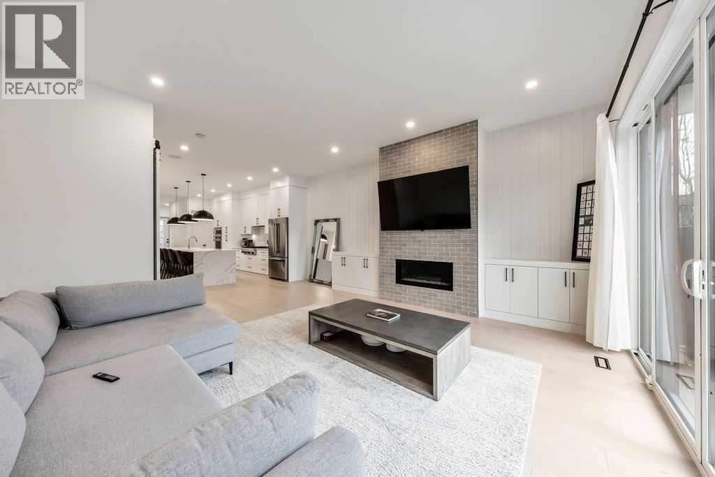 2024 50 Avenue Sw, Calgary, Alberta  T2T 2W3 - Photo 12 - A2272021