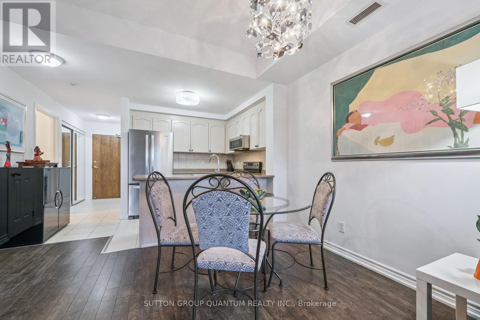 213 - 8 Maison Parc Court, Vaughan, Ontario  L4J 9K5 - Photo 10 - N12597130