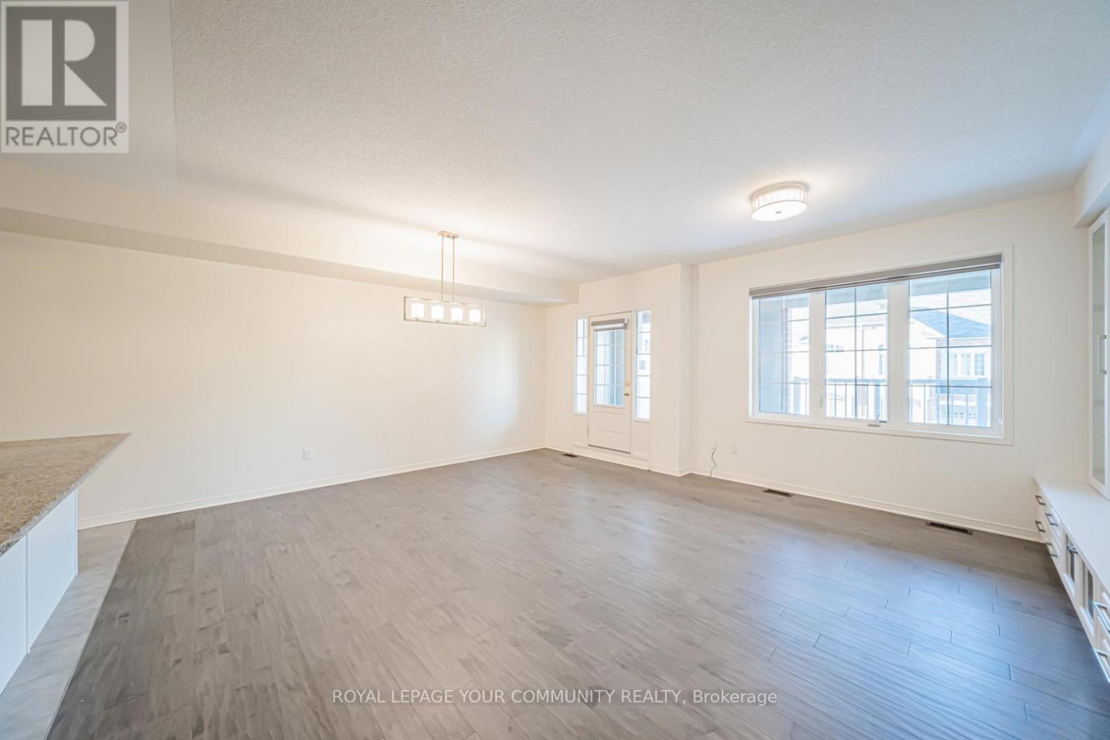 77 Ness Drive, Richmond Hill, Ontario  L4S 0K5 - Photo 6 - N12597182