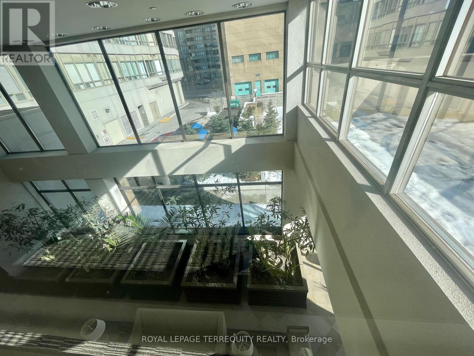 1009 - 30 Greenfield Avenue, Toronto, Ontario  M2N 6N3 - Photo 17 - C12596982