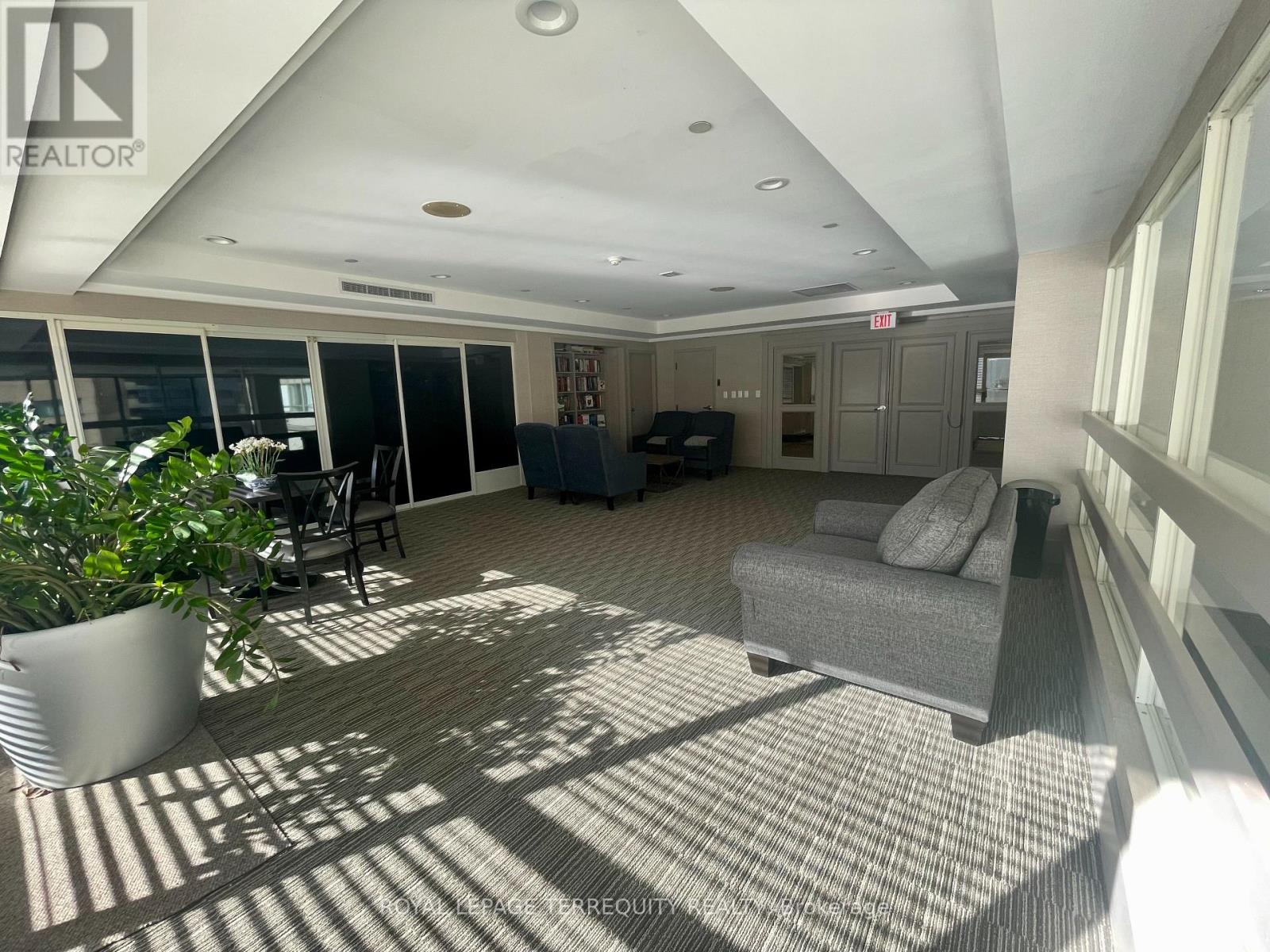 1009 - 30 Greenfield Avenue, Toronto, Ontario  M2N 6N3 - Photo 18 - C12596982