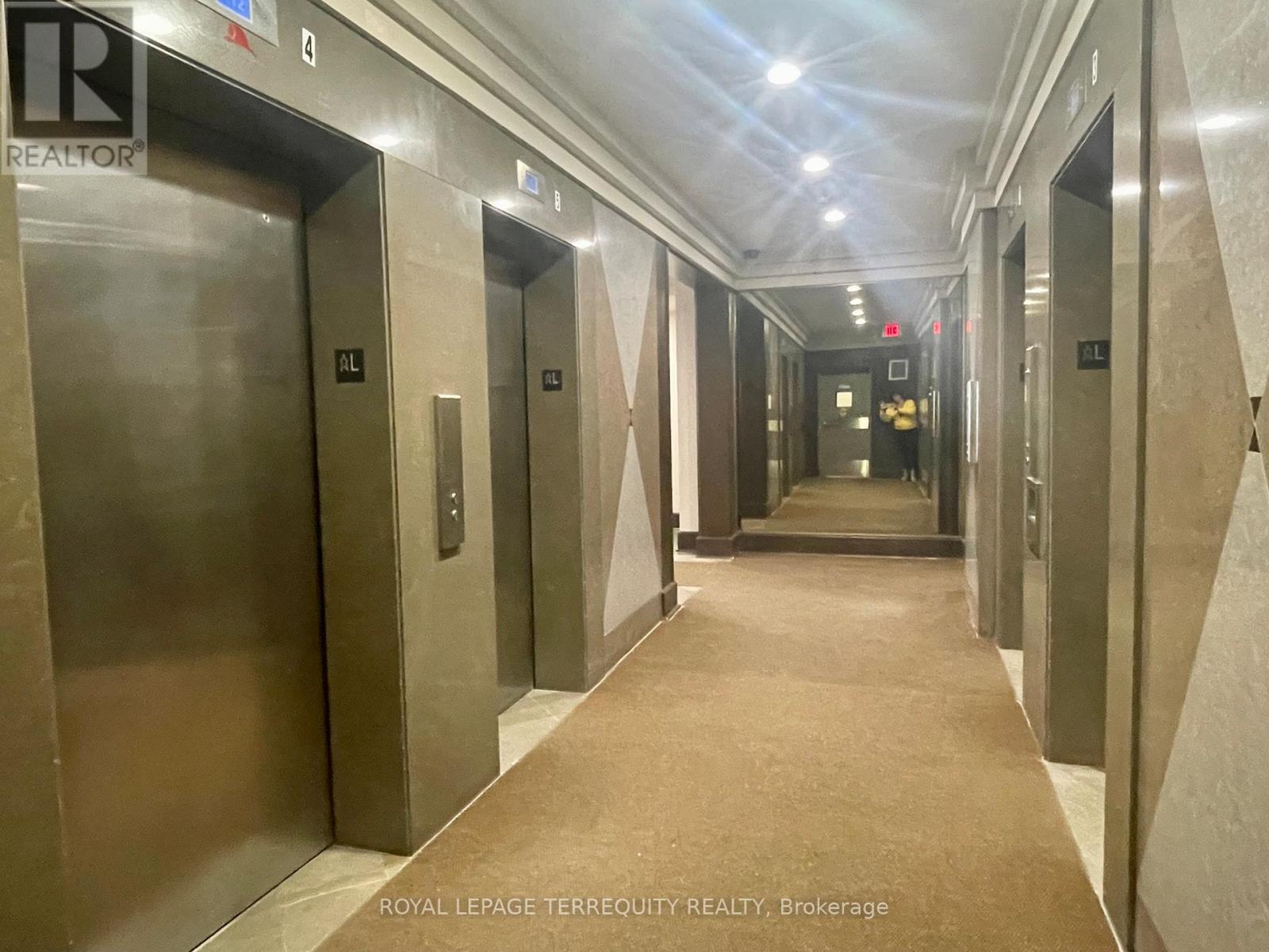 1009 - 30 Greenfield Avenue, Toronto, Ontario  M2N 6N3 - Photo 5 - C12596982