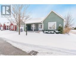 1 BAY MOORINGS BOULEVARD, Penetanguishene, Ontario